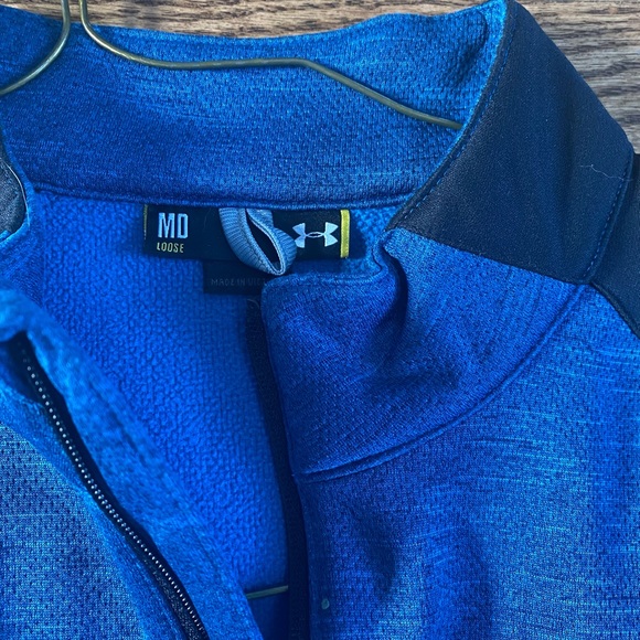 Blue men’s Under Armour pullover. Size medium. - Picture 3 of 3